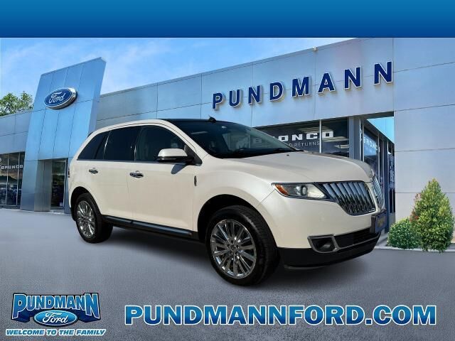 2014 Lincoln MKX Base