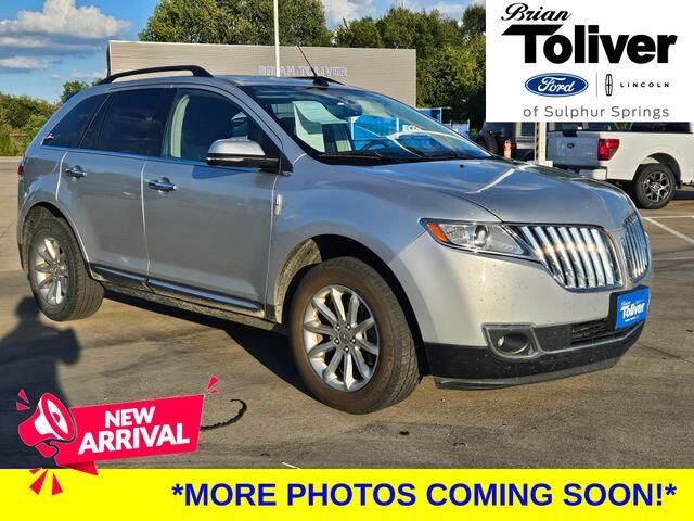 2014 Lincoln MKX Base
