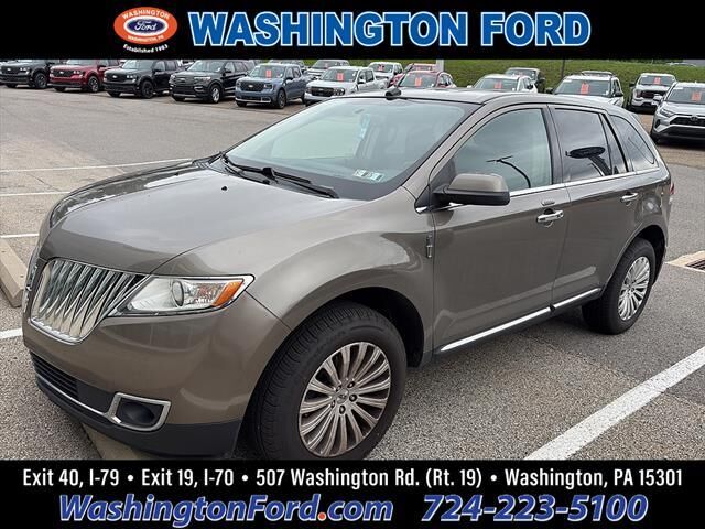 2012 Lincoln MKX Base — photo 1 of 6