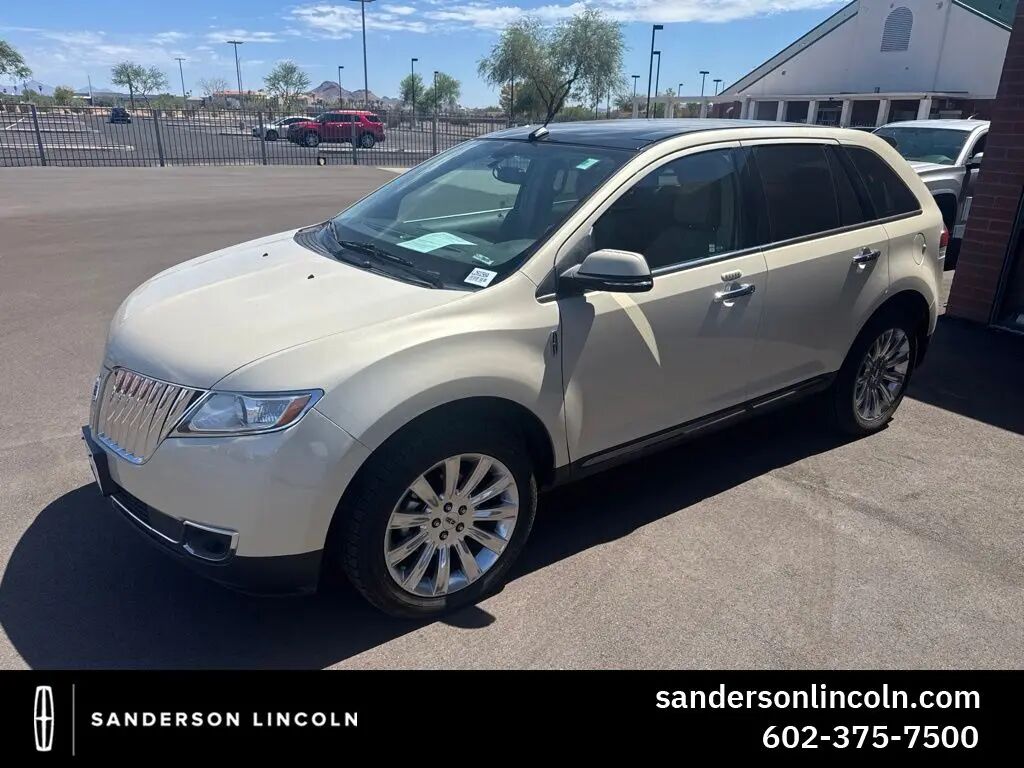 2014 Lincoln MKX Base — photo 1 of 2