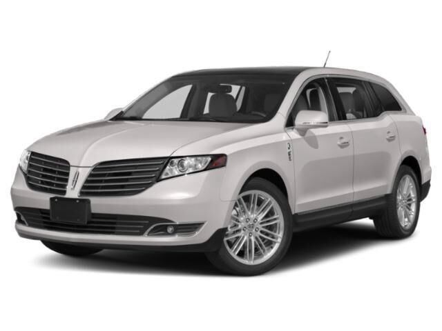 2019 Lincoln MKT Base — photo 1 of 2