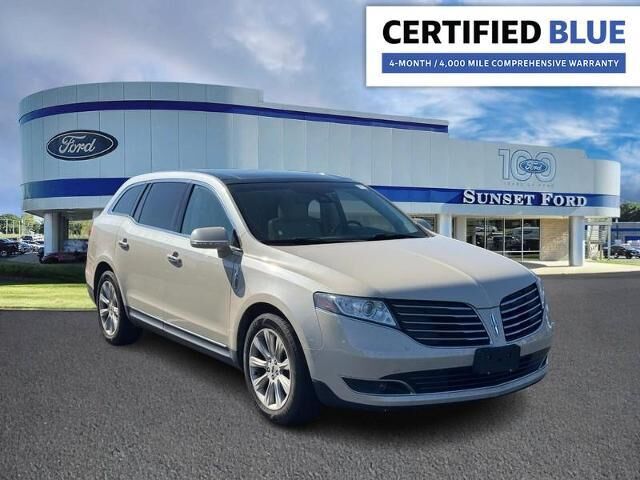 2018 Lincoln MKT Reserve