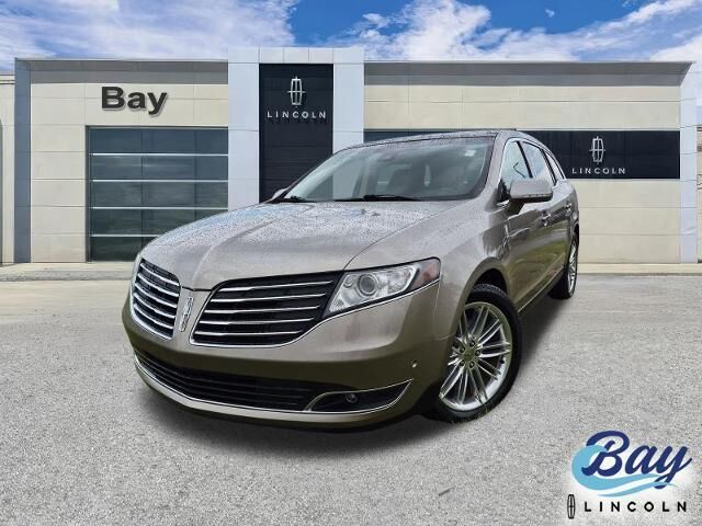 2018 Lincoln MKT Reserve