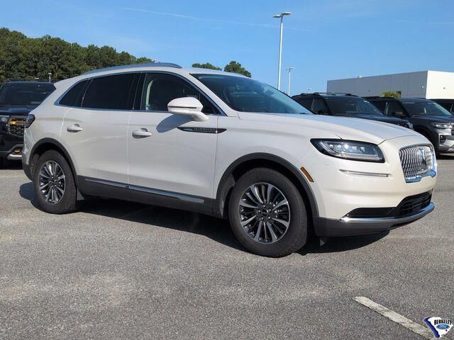 2022 Lincoln Nautilus Standard — photo 1 of 27