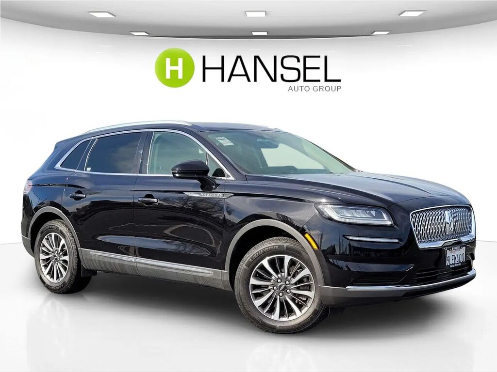 2023 Lincoln Nautilus Standard — photo 1 of 28