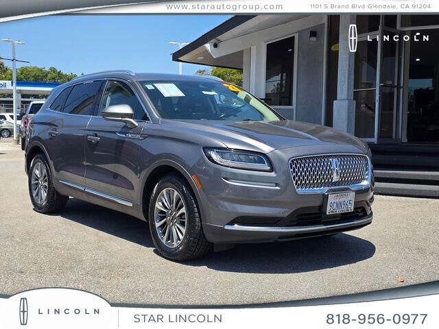 2021 Lincoln Nautilus Standard — photo 1 of 13