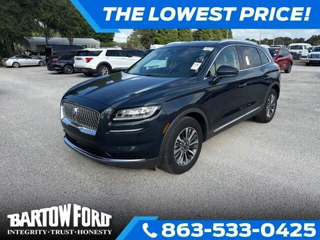 2022 Lincoln Nautilus Standard — photo 1 of 26