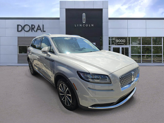 2022 Lincoln Nautilus Standard — photo 1 of 2