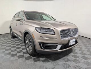 2020 Lincoln Nautilus Standard — photo 1 of 26