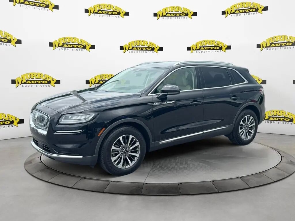 2022 Lincoln Nautilus Standard — photo 1 of 13
