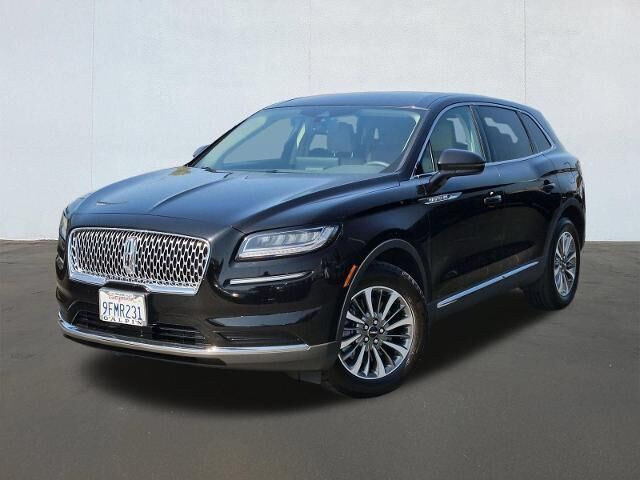 2022 Lincoln Nautilus Standard — photo 1 of 13