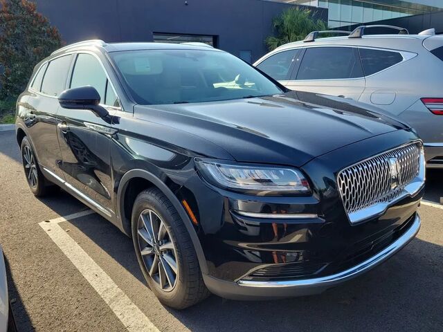 2022 Lincoln Nautilus Standard