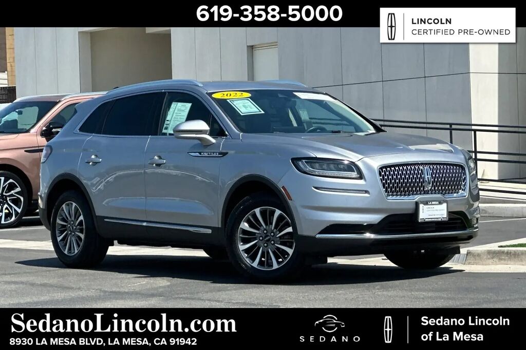 2022 Lincoln Nautilus Standard — photo 1 of 14