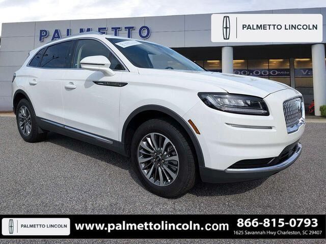 2022 Lincoln Nautilus Standard — photo 1 of 13