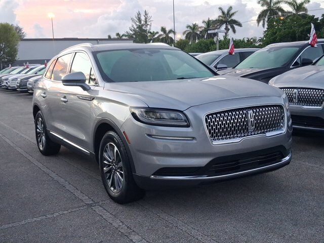 2023 Lincoln Nautilus Standard
