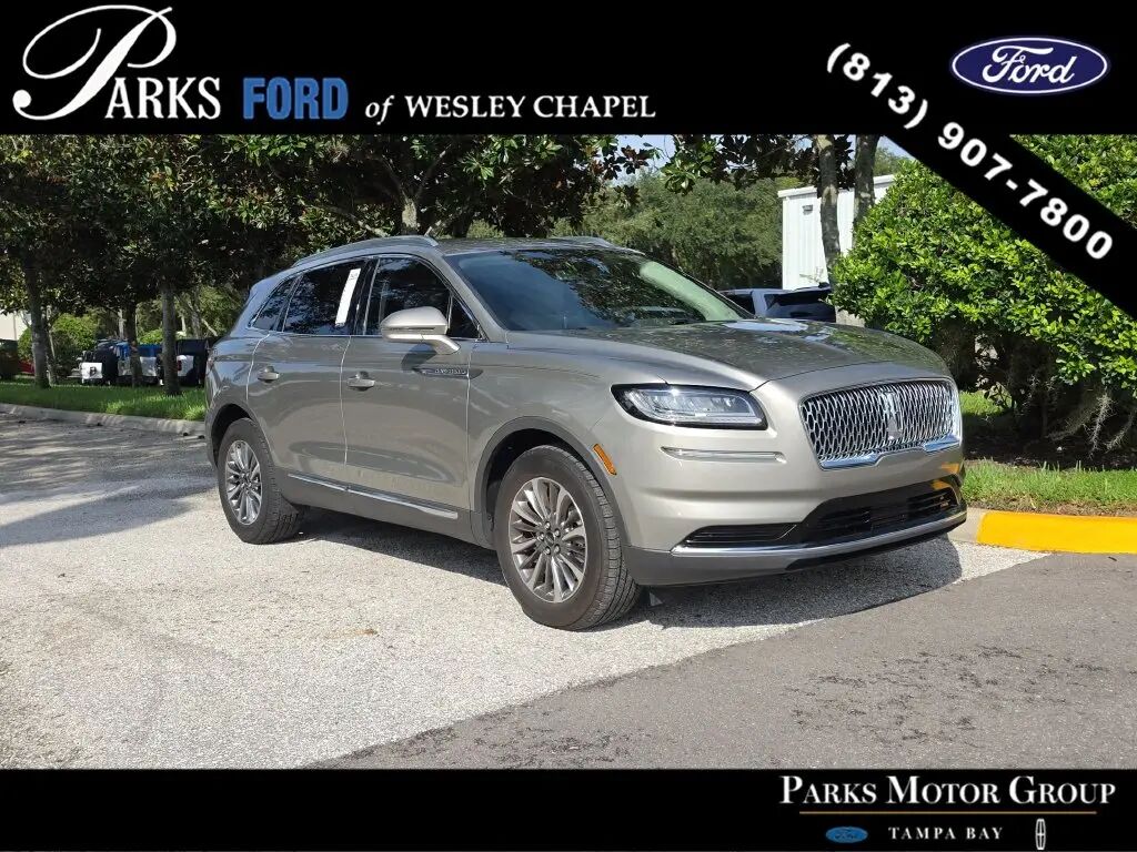 2023 Lincoln Nautilus Standard — photo 1 of 13