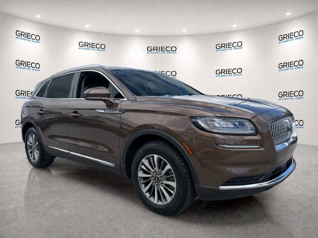 2022 Lincoln Nautilus Standard