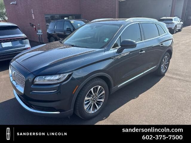 2023 Lincoln Nautilus Standard — photo 1 of 4