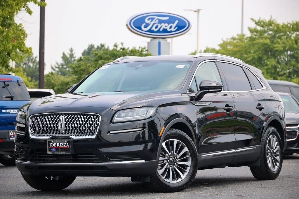 2023 Lincoln Nautilus Standard — photo 1 of 1