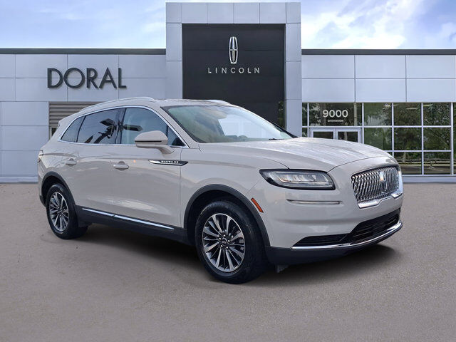 2023 Lincoln Nautilus Standard