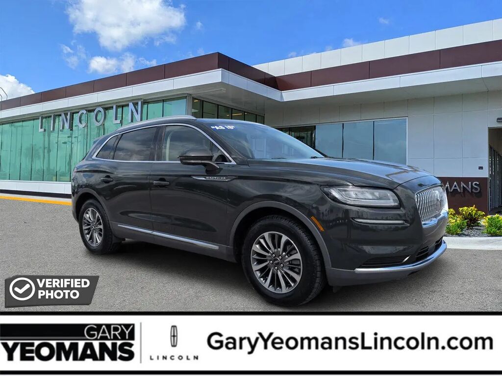 2022 Lincoln Nautilus Standard — photo 1 of 13