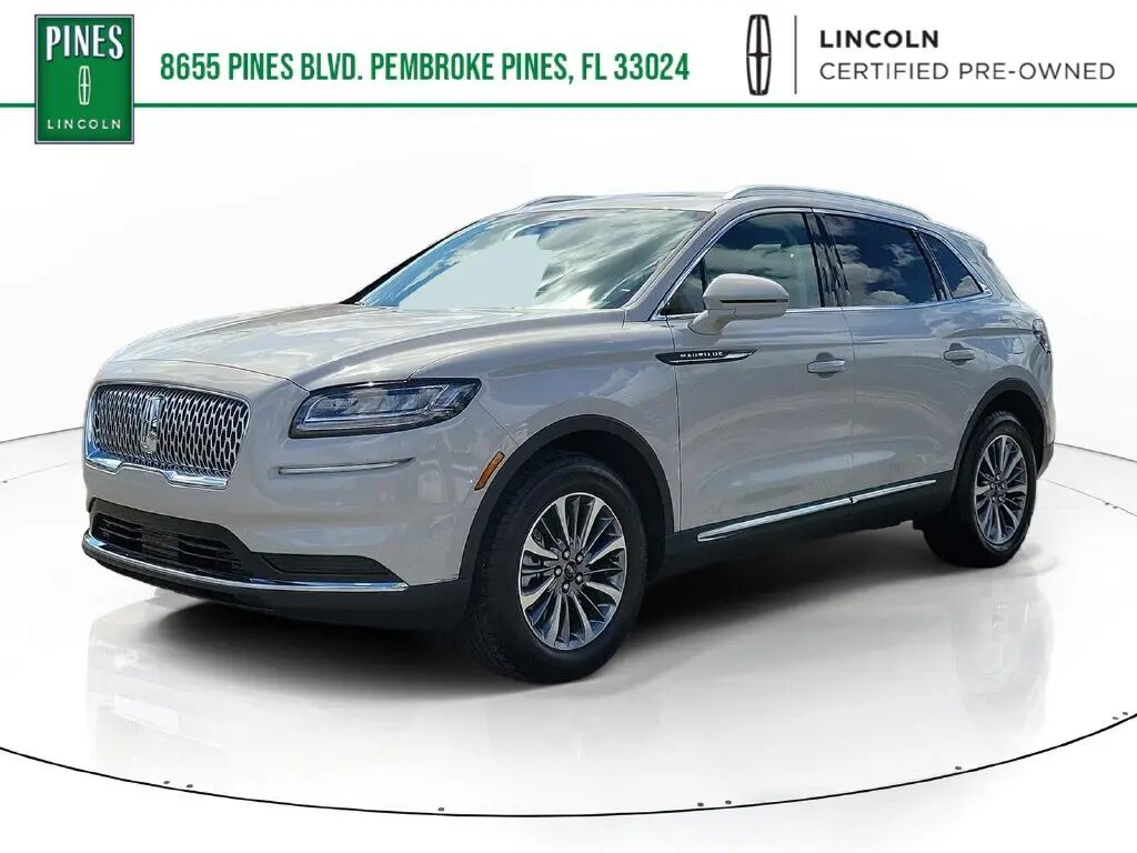2023 Lincoln Nautilus Reserve — photo 1 of 13