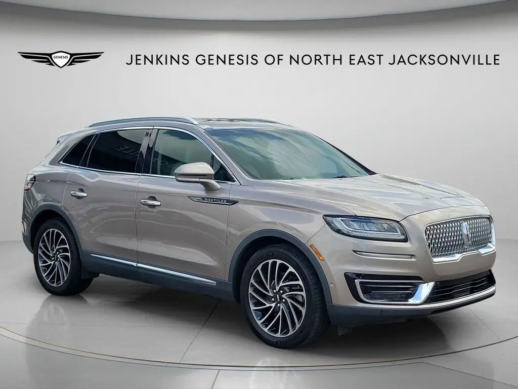 2019 Lincoln Nautilus Reserve — photo 1 of 13