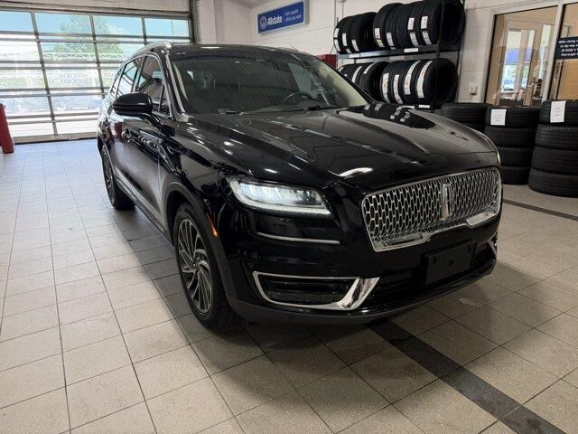 2019 Lincoln Nautilus Reserve — photo 1 of 1