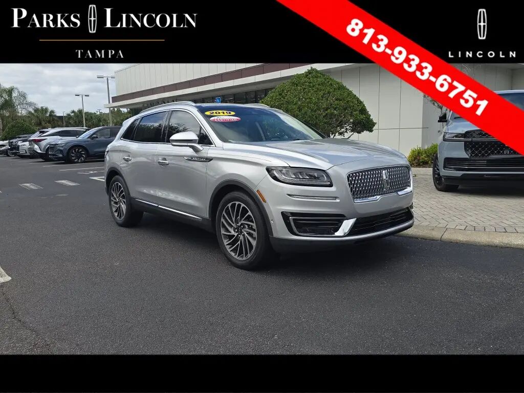 2019 Lincoln Nautilus Reserve — photo 1 of 13