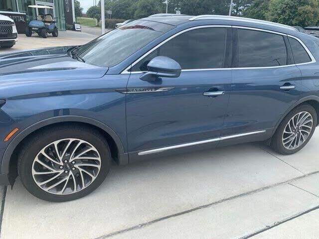 2019 Lincoln Nautilus Reserve — photo 1 of 1