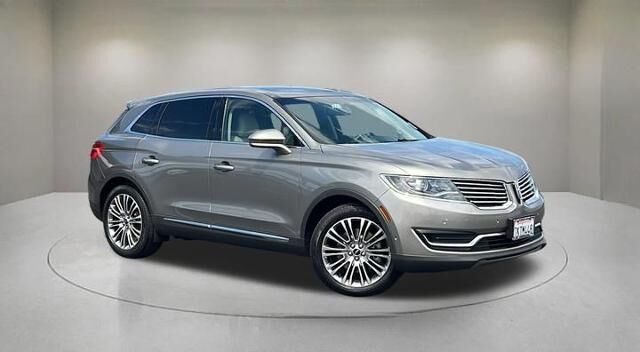 2016 Lincoln MKX Reserve — photo 1 of 39