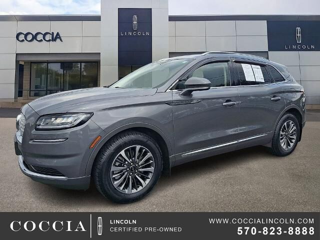 2023 Lincoln Nautilus Standard — photo 1 of 39