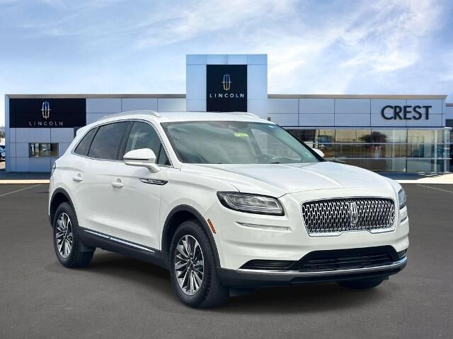 2023 Lincoln Nautilus Standard — photo 1 of 26