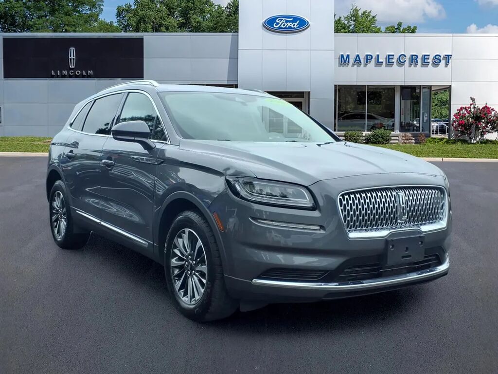 2023 Lincoln Nautilus Standard — photo 1 of 13