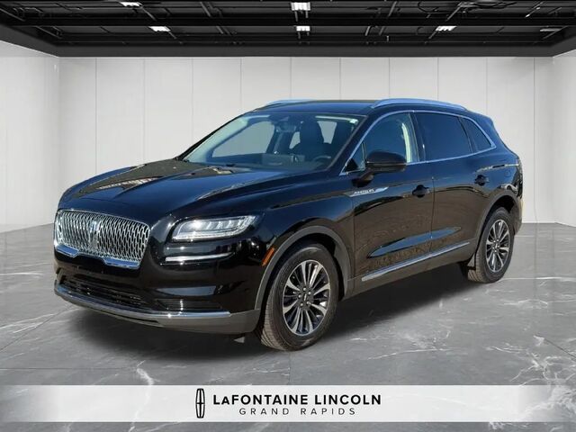 2023 Lincoln Nautilus Standard