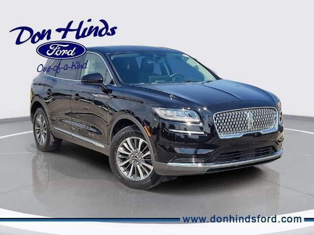 2023 Lincoln Nautilus Standard — photo 1 of 13