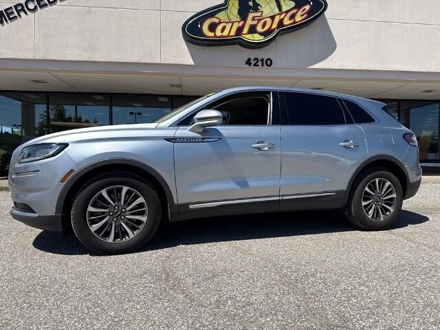 2023 Lincoln Nautilus Standard — photo 1 of 13