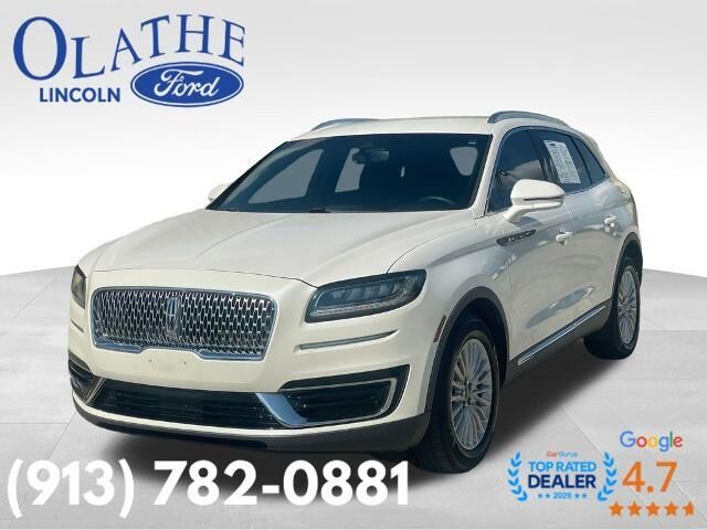 2019 Lincoln Nautilus Base — photo 1 of 39
