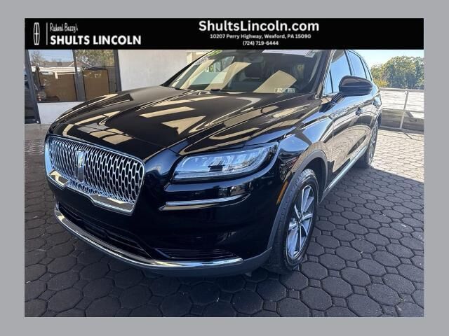 2022 Lincoln Nautilus Standard