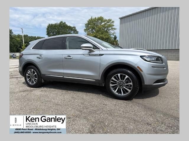 2022 Lincoln Nautilus Standard — photo 1 of 26