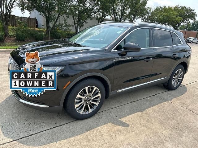 2023 Lincoln Nautilus Standard — photo 1 of 24