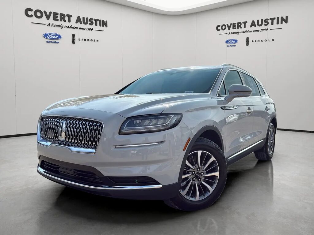2023 Lincoln Nautilus Standard — photo 1 of 39