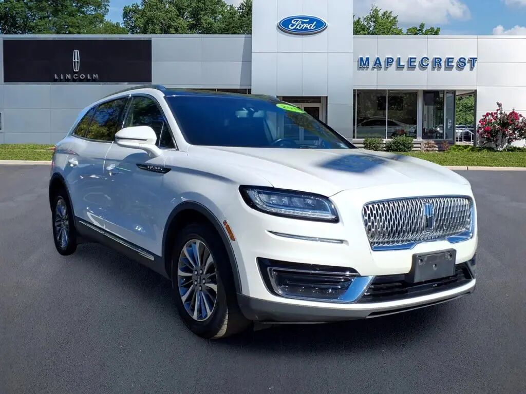2019 Lincoln Nautilus Select — photo 1 of 13