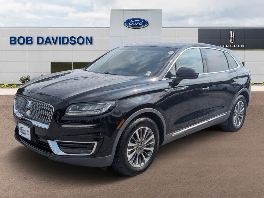 2019 Lincoln Nautilus Select — photo 1 of 15
