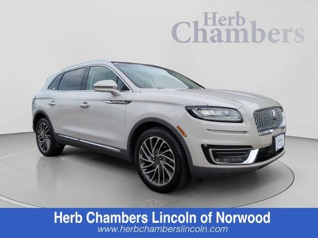 2020 Lincoln Nautilus Reserve — photo 1 of 13