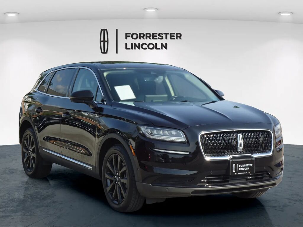 2023 Lincoln Nautilus Reserve — photo 1 of 13