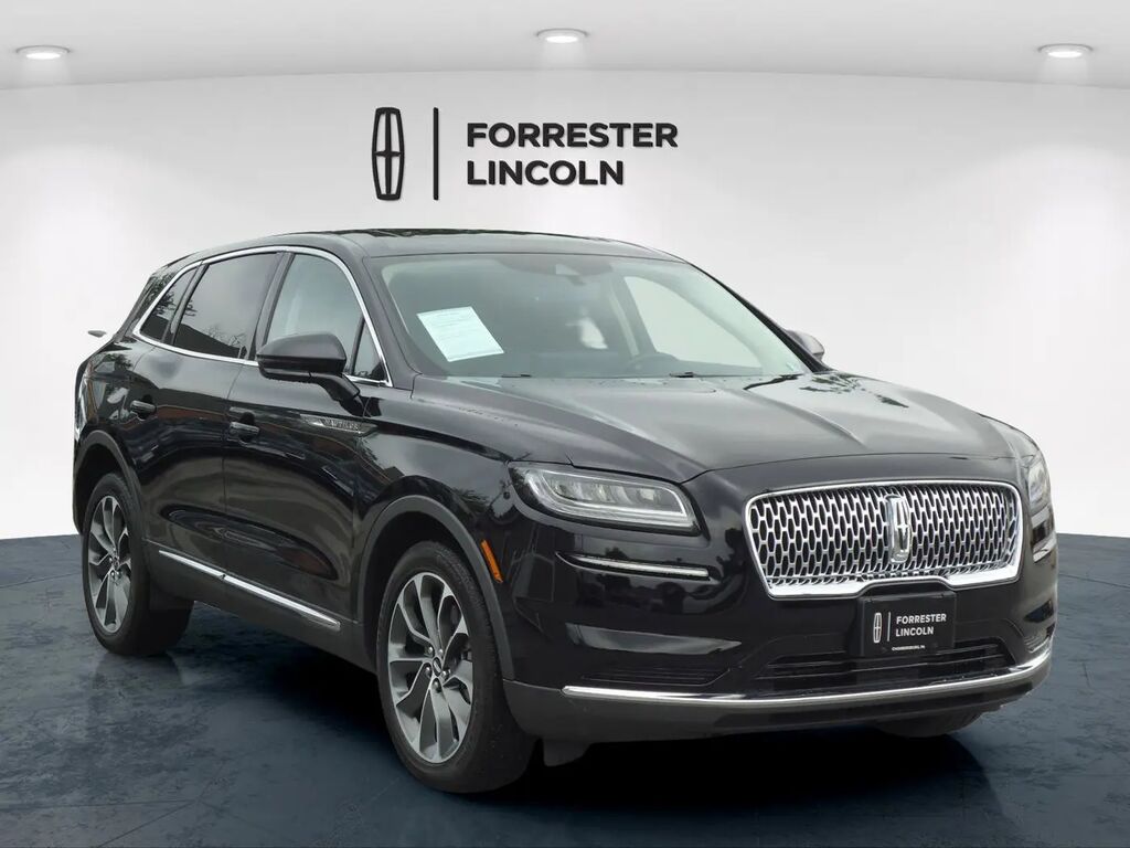 2023 Lincoln Nautilus Reserve — photo 1 of 15