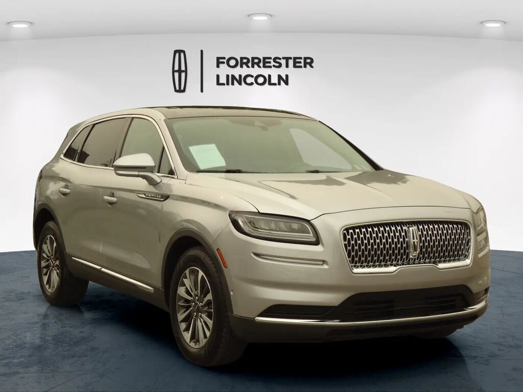 2022 Lincoln Nautilus Reserve — photo 1 of 13