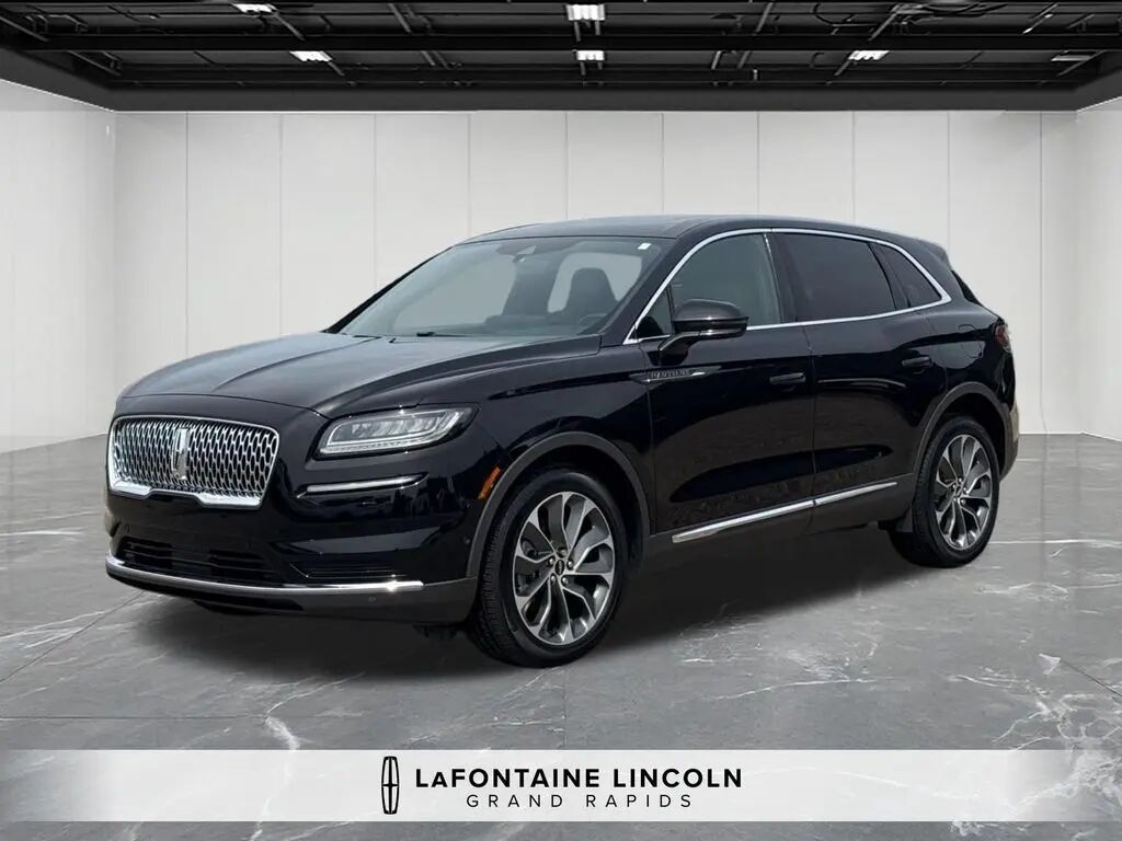 2023 Lincoln Nautilus Reserve — photo 1 of 41