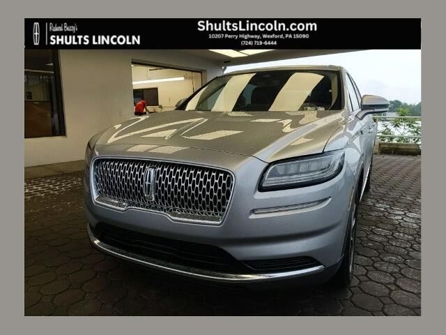 2023 Lincoln Nautilus Reserve — photo 1 of 12